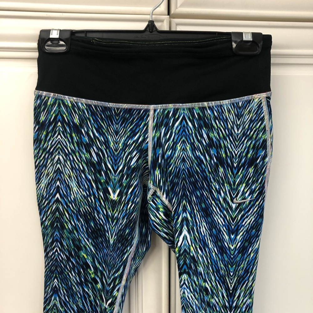Nike Dri-fit athletic crop leggings